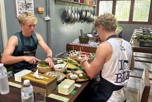 Bangkok: Autentisk thailändsk matlagningskurs – mysig och praktisk