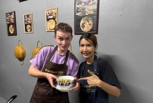 Bangkok: Autentisk thailändsk matlagningskurs – mysig och praktisk