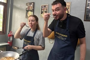 Bangkok: Autentisk thailändsk matlagningskurs – mysig och praktisk