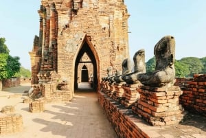 The Old Siam: Ayutthaya Temples Small Group Tour with Lunch