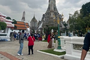 Excursão a Wat Pho e Wat Arun com um especialista local