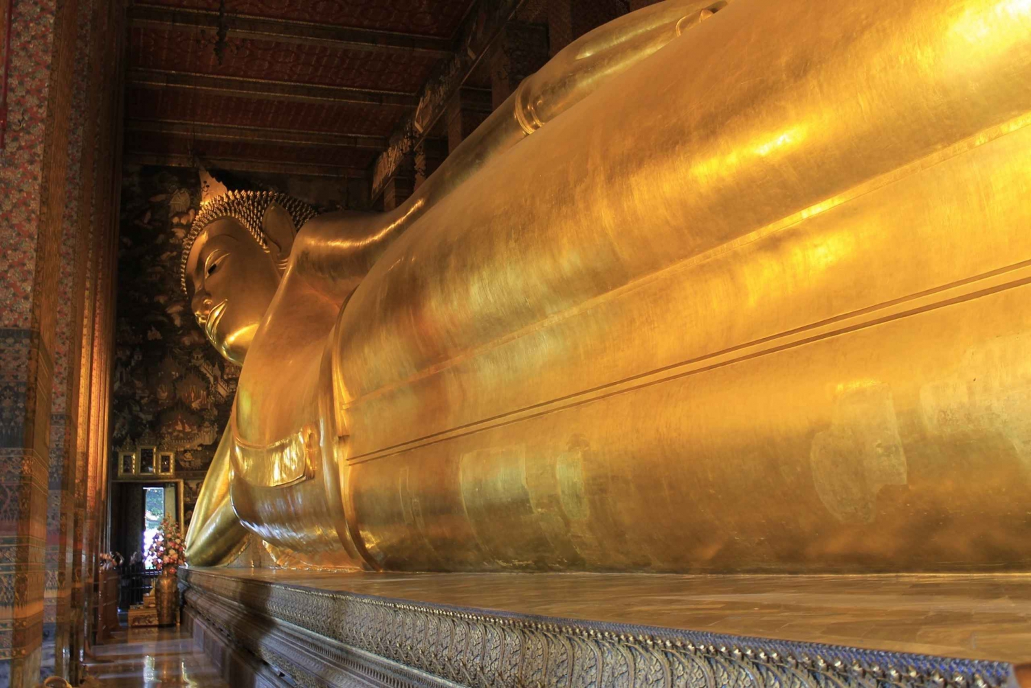 Wat Pho, Wat Arun and Wat Hong Rattanaram Private Tour