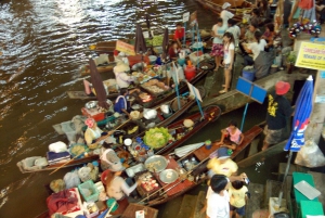 Weekend Amphawa Floating Market & Train Market Private Tour