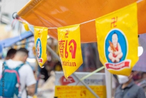 Bangkok's China Town Street food night walk tour