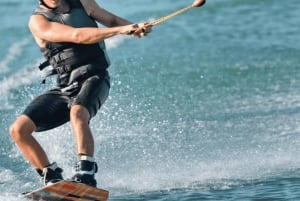 Barbados: 30 minuutin wakeboard-tunti Supreme Watersportsin kanssa