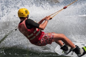 Barbados: 30 minuutin wakeboard-tunti Supreme Watersportsin kanssa