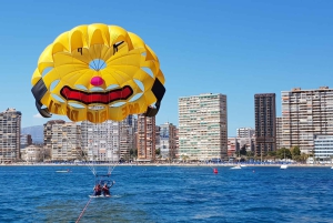 Benidorm: Paraseilbåttur med utsikt over Costa Blanca