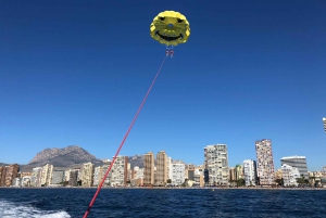 Benidorm: Paraseilbåttur med utsikt over Costa Blanca