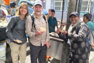 Bogotá´s Barrios: El Paraíso Favela Tour with Cable Car