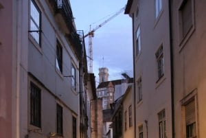 Coimbra: Night Tour with Fado Music, Wine, and Tasting