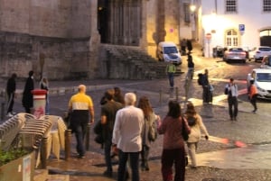Coimbra: Night Tour with Fado Music, Wine, and Tasting