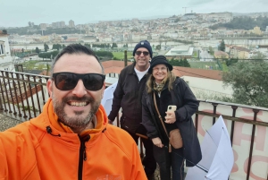 Coimbra: Przygoda TukTukiem. Lokalny i wielojęzyczny gospodarz. Odbiór z hotelu.