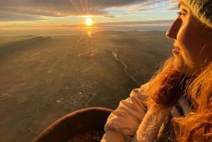 Costa Brava: Romantic Balloon Ride at 1,000m