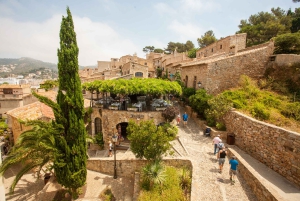 From Barcelona: Costa Brava Day Tour with Boat Trip