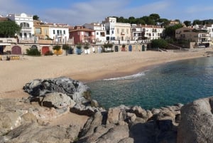 Von Barcelona aus: Ganztagestour durch die typischen Städte der Costa Brava