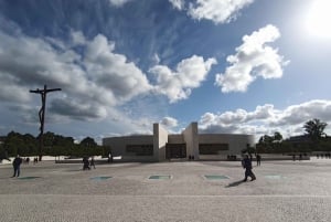 From Coimbra: Fátima Sanctuary, Batalha, Alcobaça and Nazaré