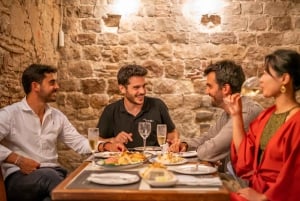 Fra Madrid: Traditionelle landsbyer, vingårdstur og tapas-frokost