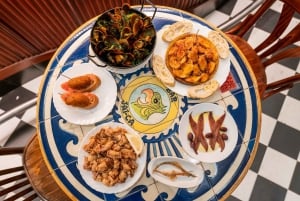 Fra Madrid: Traditionelle landsbyer, vingårdstur og tapas-frokost