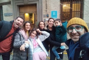 Granada: Alhambra, Alcazaba, and Nasrid Palaces Tour