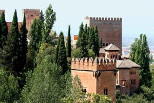 Granada: Alhambra i Ogrody Generalife - wycieczka z przewodnikiem