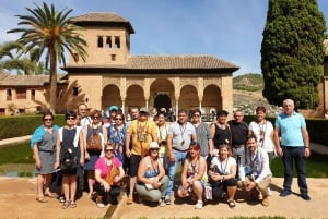 Granada: Alhambra, Nasridenpaläste, & Generalife Geführte Tour