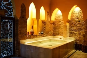 Granada: Hammam Experience with Massage at Baños de Elvira