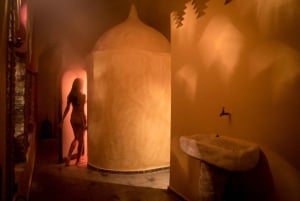 Granada: Hammam Experience with Massage at Baños de Elvira