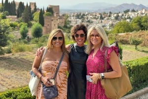 Granada: Private Full Alhambra Tour with Nasrid Palaces