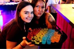 Granada: Kneipen & Clubs Crawl mit Drinks & Club Entry Ticket