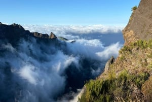 Madeira: Pico do Arieiro al atardecer con aperitivos y vino