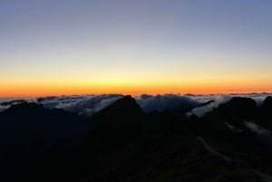 Madeira: Pico do Arieiro al atardecer con aperitivos y vino
