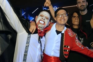 Madrid: Halloween Pub Crawl Madrid with Club Entry