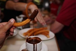 Madrid: Local Tapas, Drinks, and Hidden Gems Walking Tour