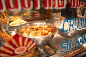 Madrid: Local Tapas, Drinks, and Hidden Gems Walking Tour