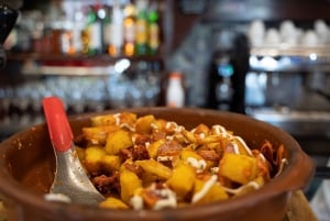 Madrid: Local Tapas, Drinks, and Hidden Gems Walking Tour