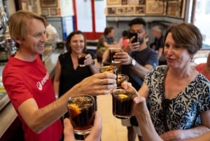 Madrid: Local Tapas, Drinks, and Hidden Gems Walking Tour