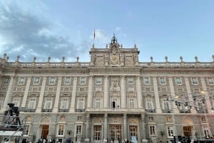 Мадрид: частный тур по музею Прадо и Королевскому дворцу с билетами