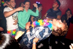 Madrid: Top Pub Crawl with Drinks and Free Nightclub Entry