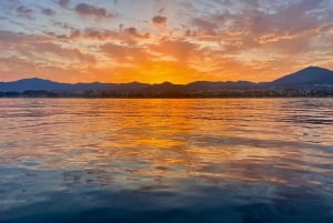 Marbella: Prywatny rejs żaglówką z napojami w Puerto Banús