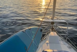 Marbella: Crucero de lujo en velero al atardecer en Puerto Banús