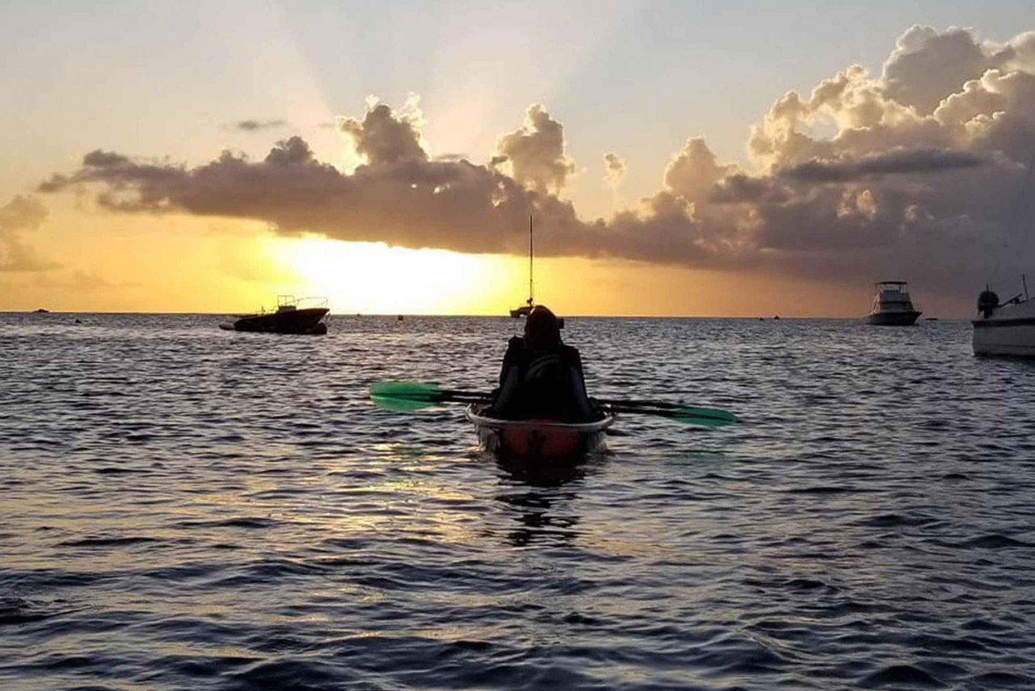 Reeds Bay: 1.5-Hour Private Sunset Kayaking Tour