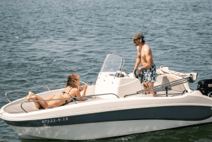 Roses: Båtutleie uten lisens