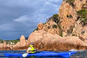 Sant Feliu de Guíxols - Costa Brava: Morgentur i havkajakk