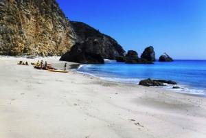 Sesimbra: Ribeiro Cavalo Beach, Caves, & Arrábida Kayak Tour