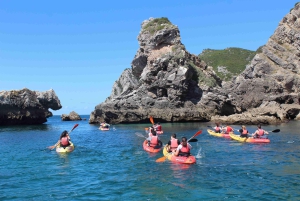 Sesimbra: Ribeiro Cavalo Beach, Caves, & Arrábida Kayak Tour