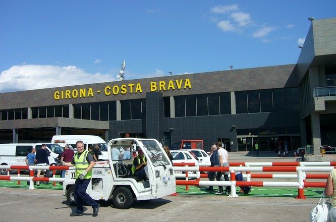 Girona - Costa Brava Airport. Foto credit: Flicr