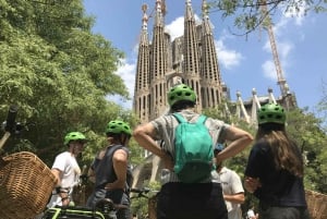 Barcelona: 2.5-Hour On the Trail of Gaudí E-Bike Tour