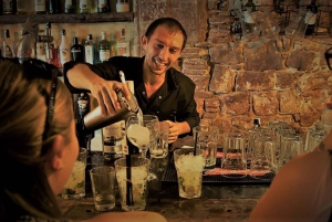 Barcelona: 2-Hour Cocktail Master Class with Tapas