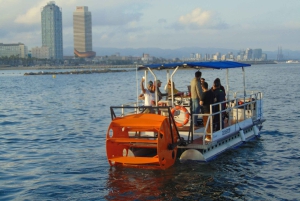 Barcelona: 1,5 horas de passeio particular de barco a pedais