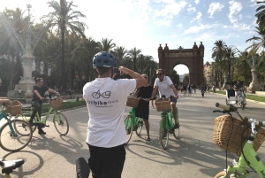Barcelona: tour turístico de 1,5 horas en bicicleta/bicicleta eléctrica